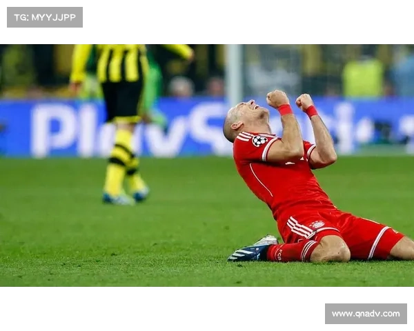 《深入分析罗本在拜仁的表现与技术特点，解析其足球水平与贡献》